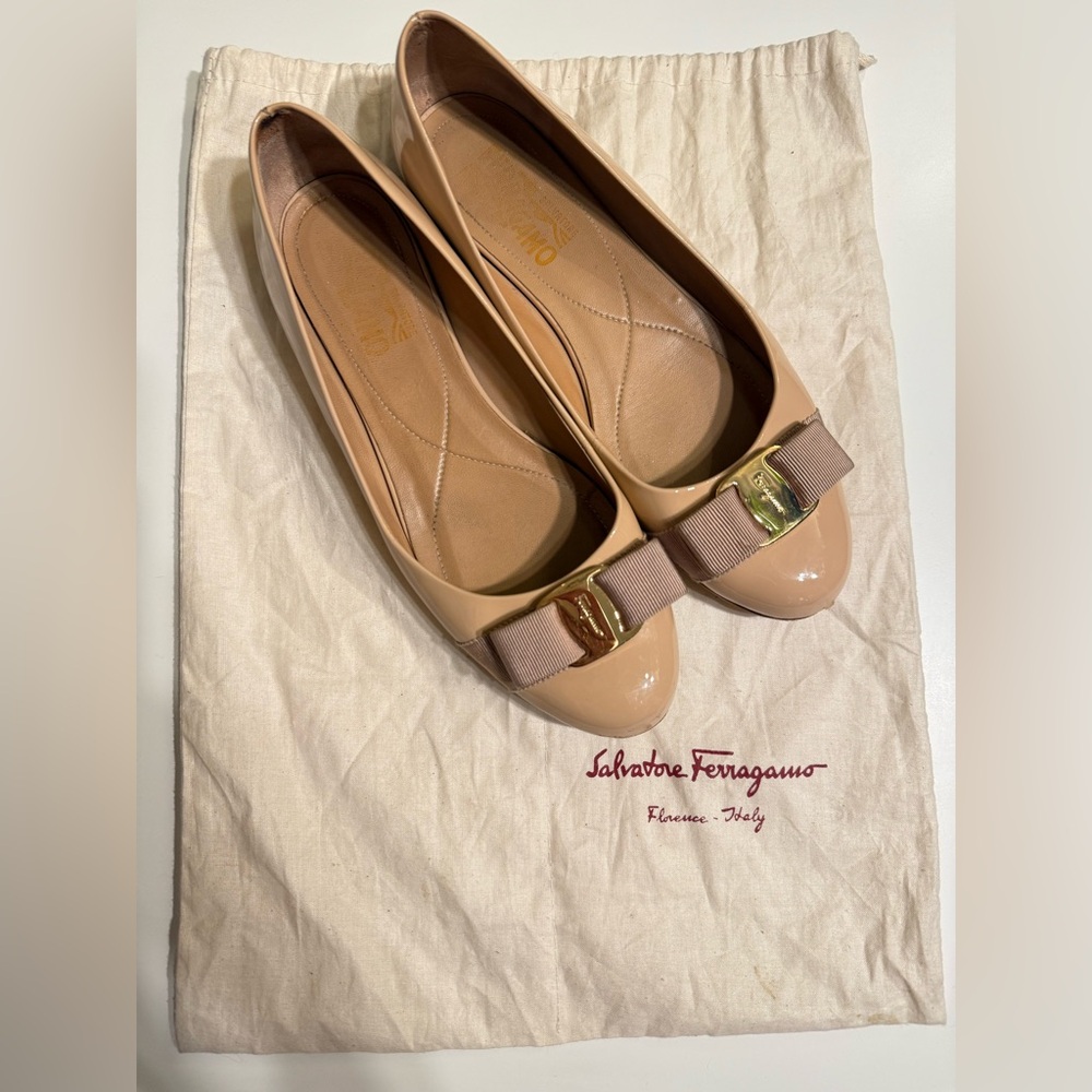 SOLD Salvatore Ferragamo Varina Patent Leather Ballet Flats Amaretti 8B narrow - Picture 13 of 13
